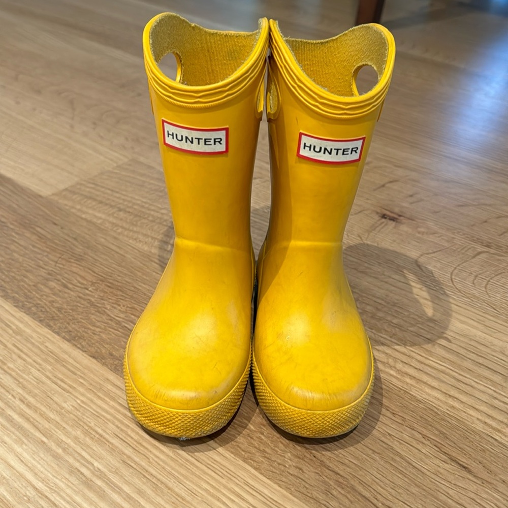 Yellow Hunter Rainboots Kids - size US 7 TODDLER